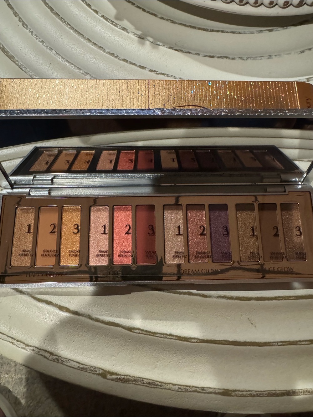 NIB Charlotte Tilbury Bejewelled eyes to Hypnotise eyeshadow palette